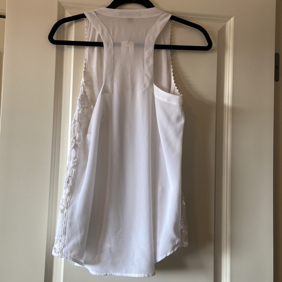 NWT BR lace tank with sheer back - Picture 4 of 4
